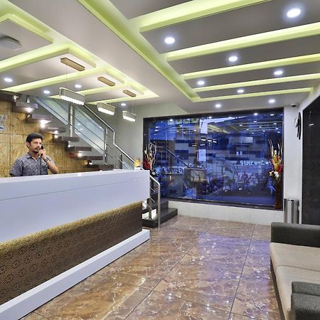 Hotel Pearl Vadodara Extérieur photo