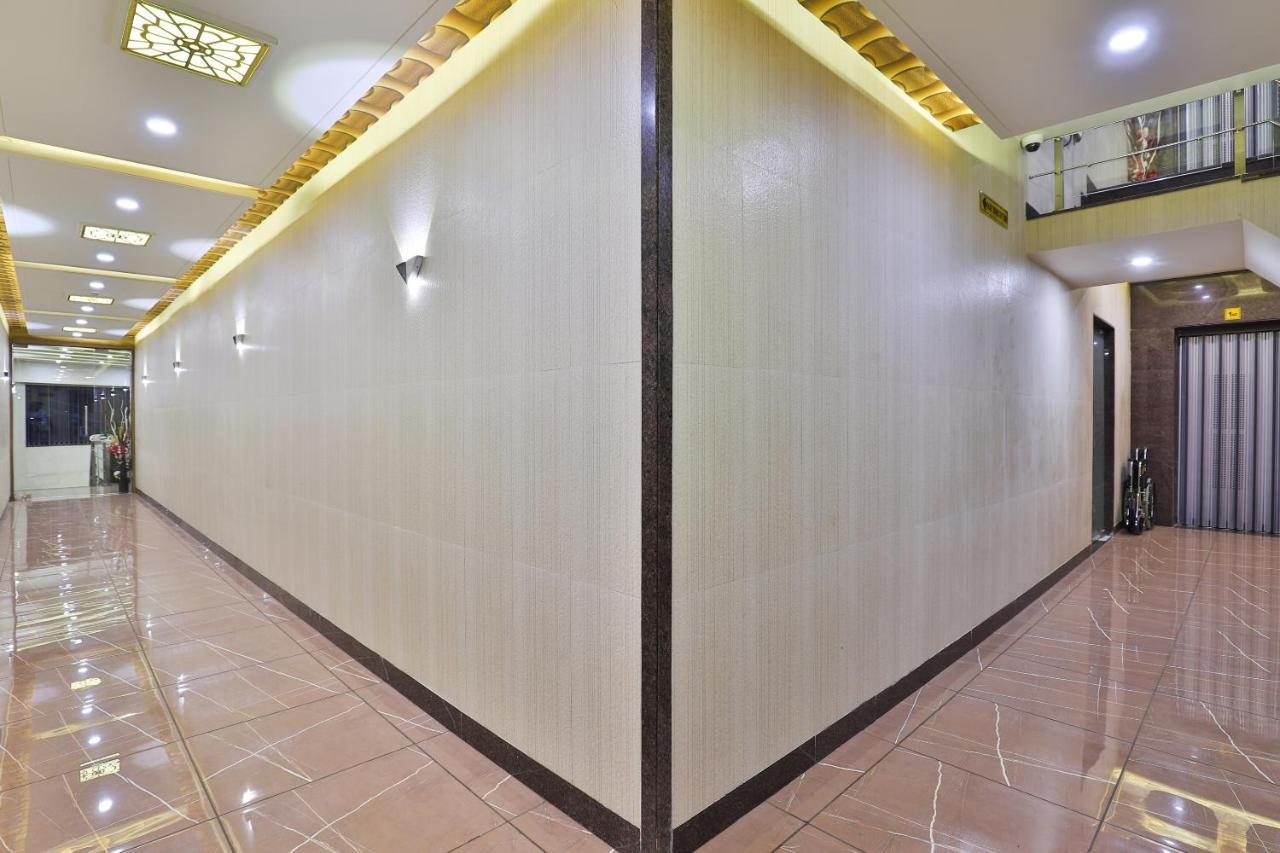Hotel Pearl Vadodara Extérieur photo