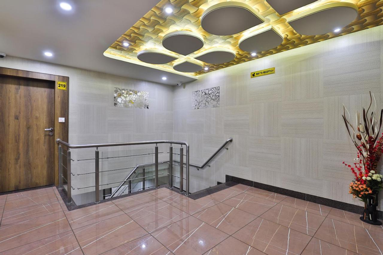 Hotel Pearl Vadodara Extérieur photo